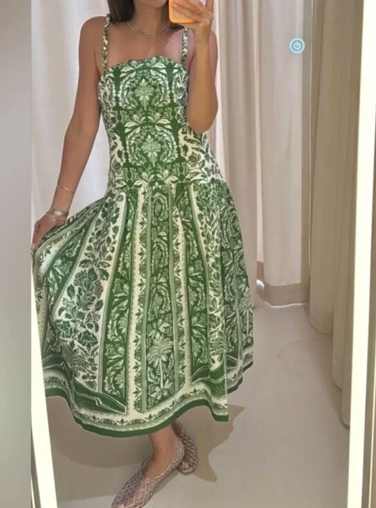 FARM Rio Dresses & Skirts - FARM RIO Delicate Tapestry Green Linen Midi Dress Size Small NEW